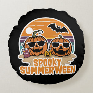 Spooky Summerween - pompoenen op het strand Rond Kussen