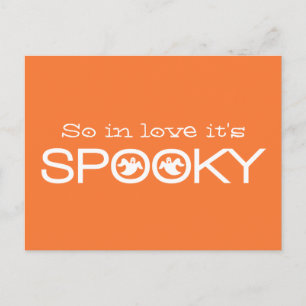 Spooky Typography Halloween Save the Date Briefkaa Aankondigingskaart