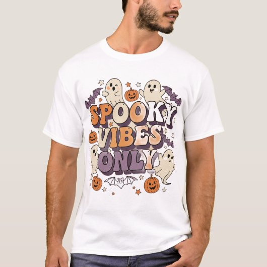 Spooky Vibes Only Shirt | Retro Halloween Tee (Voorkant)