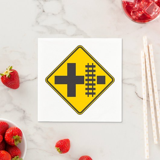 Spoorweg kruising weg teken papieren servetten