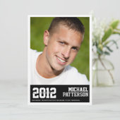 Sport Guy Photo Graduation Party Invitation noire (Debout devant)