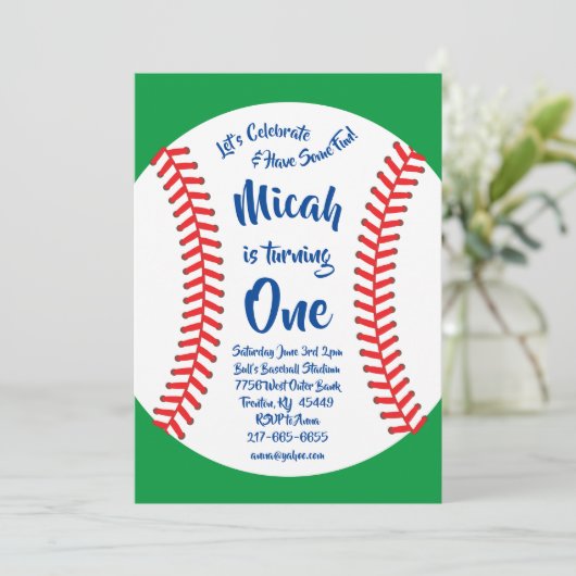 Sport Honkbal 1e verjaardag Schattigee Uitnodiging (Staand voorkant)