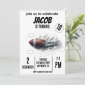 Sports Flying Football Anniversaire Invitation (Debout devant)