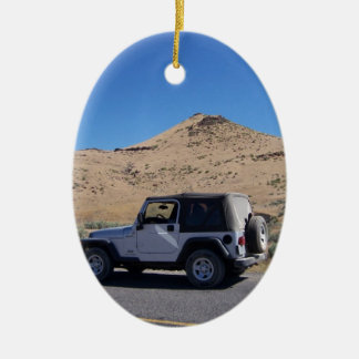 sportvoertuig keramisch ornament