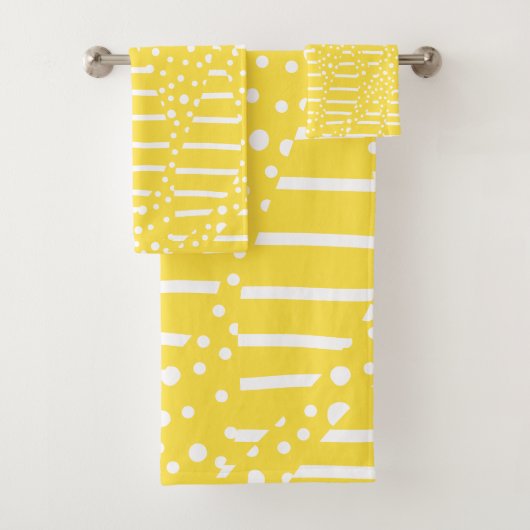 Spots and Stripes 2 - Lemon Yellow and White Bad Handdoek (Insitu)