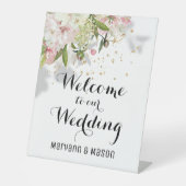 Sprankelende blush en wit welkom op onze bruiloft reclamebord met voetstuk (Voorkant)