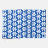 Sprankelende witte sneeuwvlokken blauwe achtergron theedoek (Horizontaal)