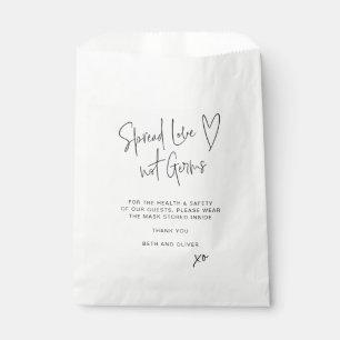 Spread Love Not Germs Wedding Guest Face Mask Bedankzakje
