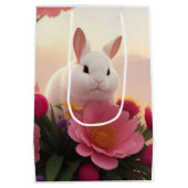 Spring Blessings Bunny Flower Spring Gift Bag Medium Cadeauzakje (Achterkant)