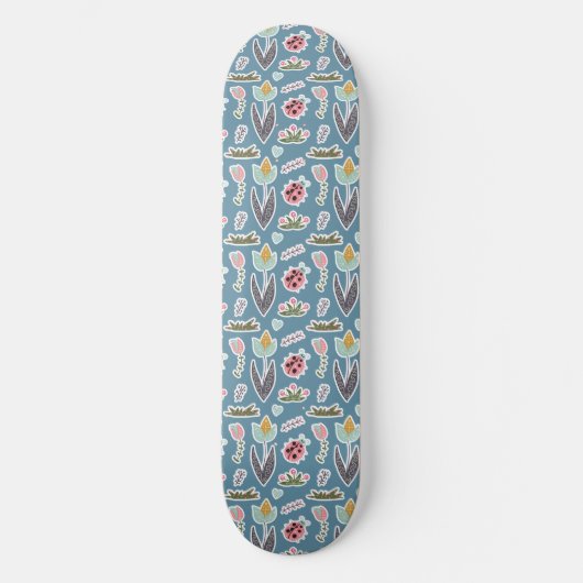 Spring Flowers and Ladybug Pattern Skateboard (Voorkant)