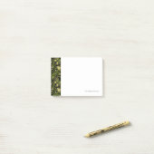 Spring Green-Gold Pattern Post-it® Notes (Op bureau)