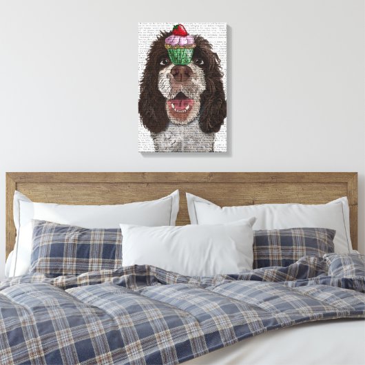 Springer Spaniel met Cupcake Canvas Afdruk (Insitu (Slaapkamer))