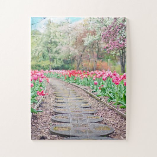 Springtime Flowers Along Stone Walkway Legpuzzel (Verticaal)