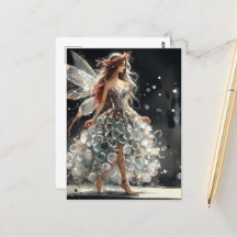 Sprookje in een Mode Shows jurk gemaakt van plasti