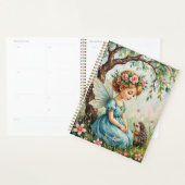 Sprookjesachtige fee met egel in betoverde tuin planner (Display)