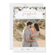 Spruce & Pine Cones Joyful Holiday Kaart