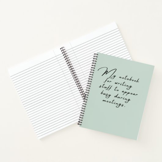 Spullen om bezig te lijken tijdens grappige vergad notitieboek (Binnen)