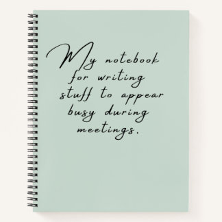 Spullen om bezig te lijken tijdens grappige vergad notitieboek
