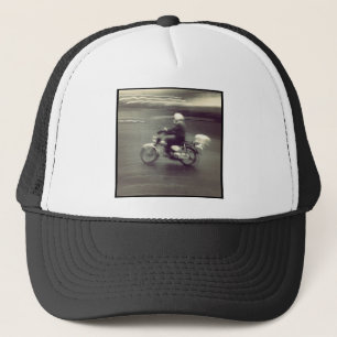 Square foto - Speedy Moped Trucker Pet