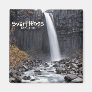 Square Svartifoss waterfall in IJsland text magnet Magneet