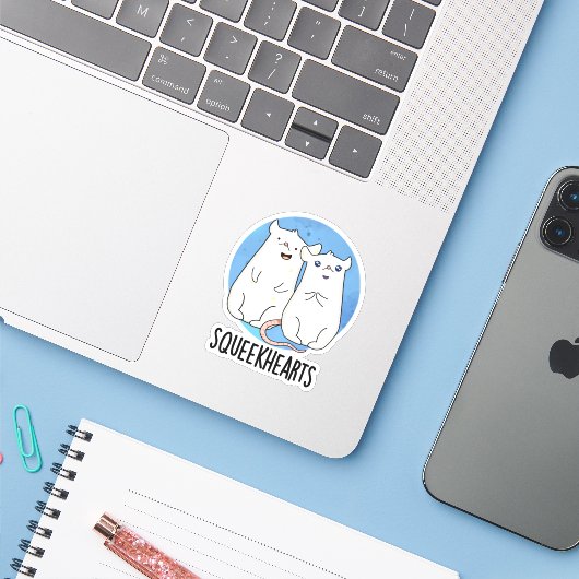 Squeekhearts Funny Mouse SweeLieveer Pun Sticker (Laptop met iPhone)