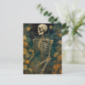 Squelette dans la carte postale Fleurs (Debout devant)