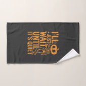 Squelette drôle d'Halloween attendant un design ca (Serviette à main)