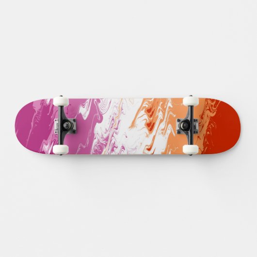 Squiggly Trippy Groovy Abstracte Lesbische Pride V Skateboard (Horizontaal)