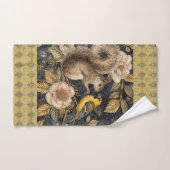 Squirrel and Yellow Canary with Flowers Pattern (Serviette à main)