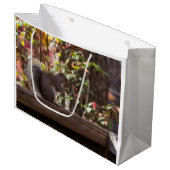 Squirrel Chow Time Large Cadeauzakje (Voorkant Gekanteld)