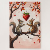 Squirrels Tossing Giant Valentine's Strawberry Legpuzzel (Verticaal)