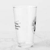 St. A's Chess Club Boire du verre (Droite)