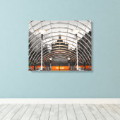 St Enoch's Metro Station, Glasgow, Schotland. Canvas Afdruk (Insitu (Houten vloer))