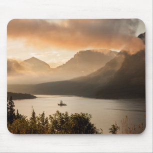 St. Mary Lake Glacier National Park, Montana Muismat