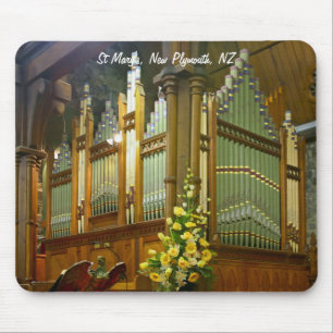 St Mary's New Plymouth, Tapis de souris
