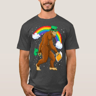 St Patrick Bigfoot Rainbow Lucky Funny Drink T-shirt