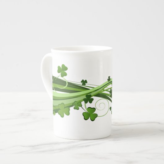 St. Patrick's Clover Bone China Mug (Devant gauche)