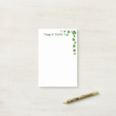 St. Patrick's Dag Post-it® Notes (Op bureau)