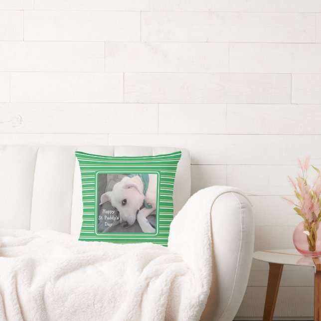 St Patricks Day Assorted Green Stripes Cute Dog Kussen (Bank)