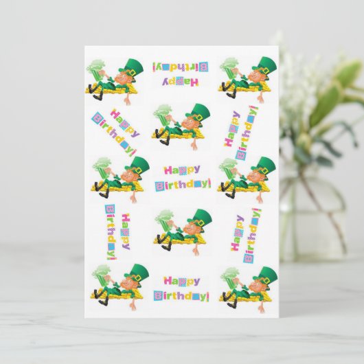 St. Patrick's Day Bonne Invitation d'anniversaire (Debout devant)