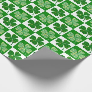 St Patrick's Day Clovers Cadeaupapier