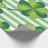 St. Patrick's Day Clovers Trendy Stripes Cadeaupapier (Hoek)