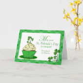 St. Patrick's Day Cupcake voor collega Kaart (Gele Bloem)