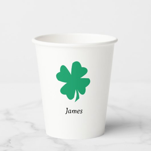 St Patricks Day Custom Name Monogram Shamrock Leaf Papieren Bekers (Voorkant)