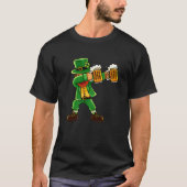 St Patrick's Day Dabbing Kabouter Ierse Dwerg Bier T-shirt (Voorkant)