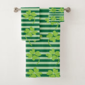 St Patricks Day Four Leaf Clover Stripes Pattern Bad Handdoek (Insitu)
