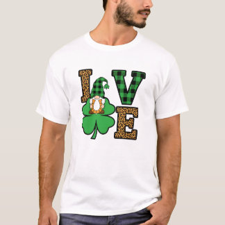 St Patrick's Day Gnome Love Leopard Plaid Art T-shirt