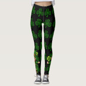 St. Patrick's Day Green & Black Shamrocks Pattern Leggings (Voorkant)