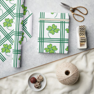 St Patricks Day Green Four Leaf Clover Pattern Cadeaupapier