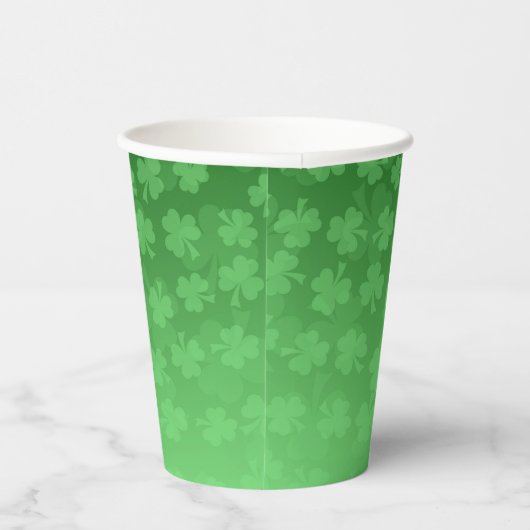 St. Patrick's Day groen shamrocks ombre patroon Papieren Bekers (Rechts)
